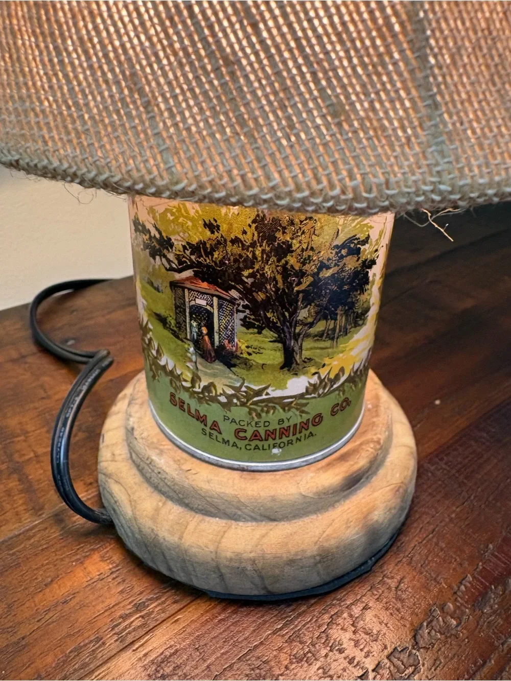Vintage Style Miniature Table Lamp Of Canister Base Labeled “ Lemon Cling Peach” - Picture 4 of 13